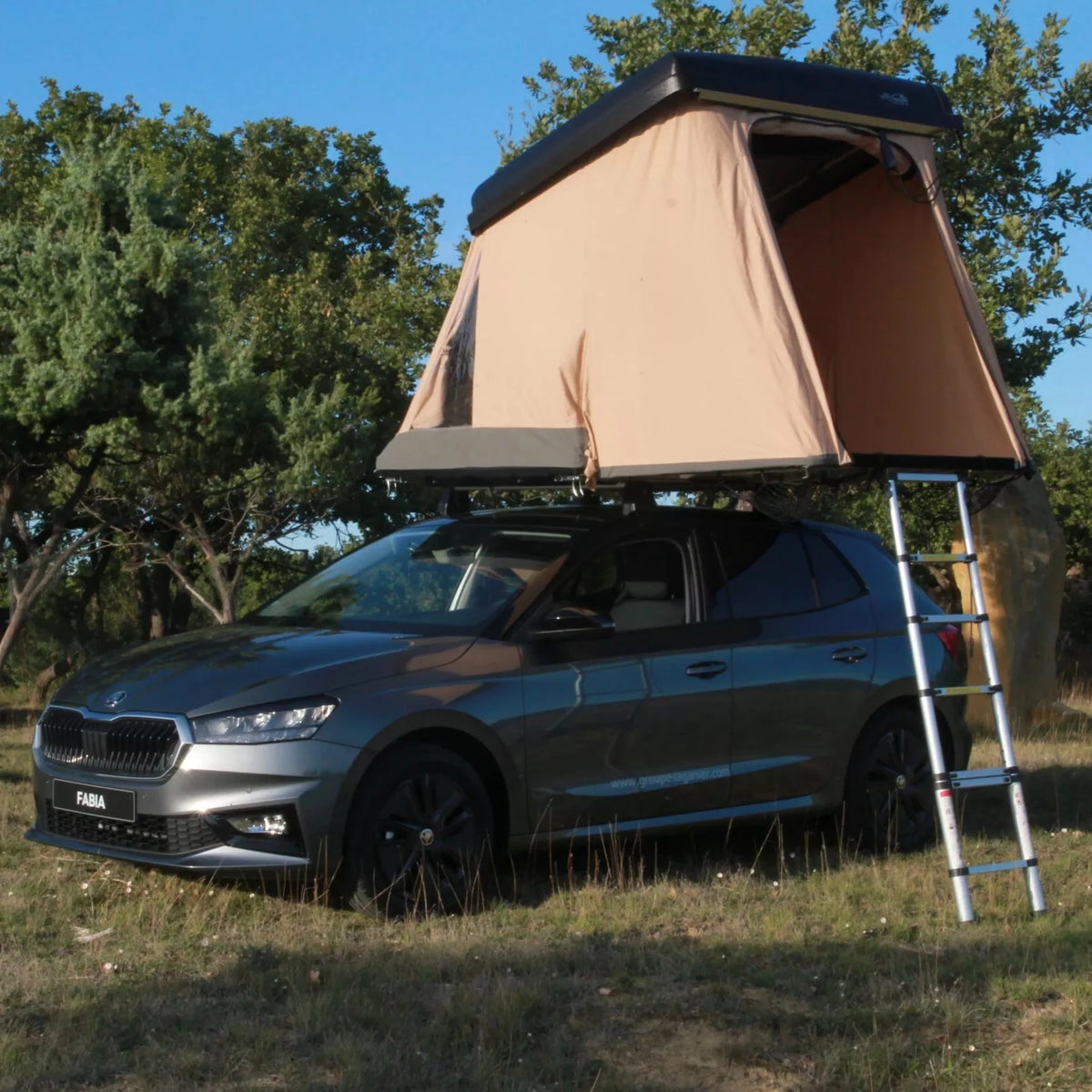 TriUp Rooftop Tent
